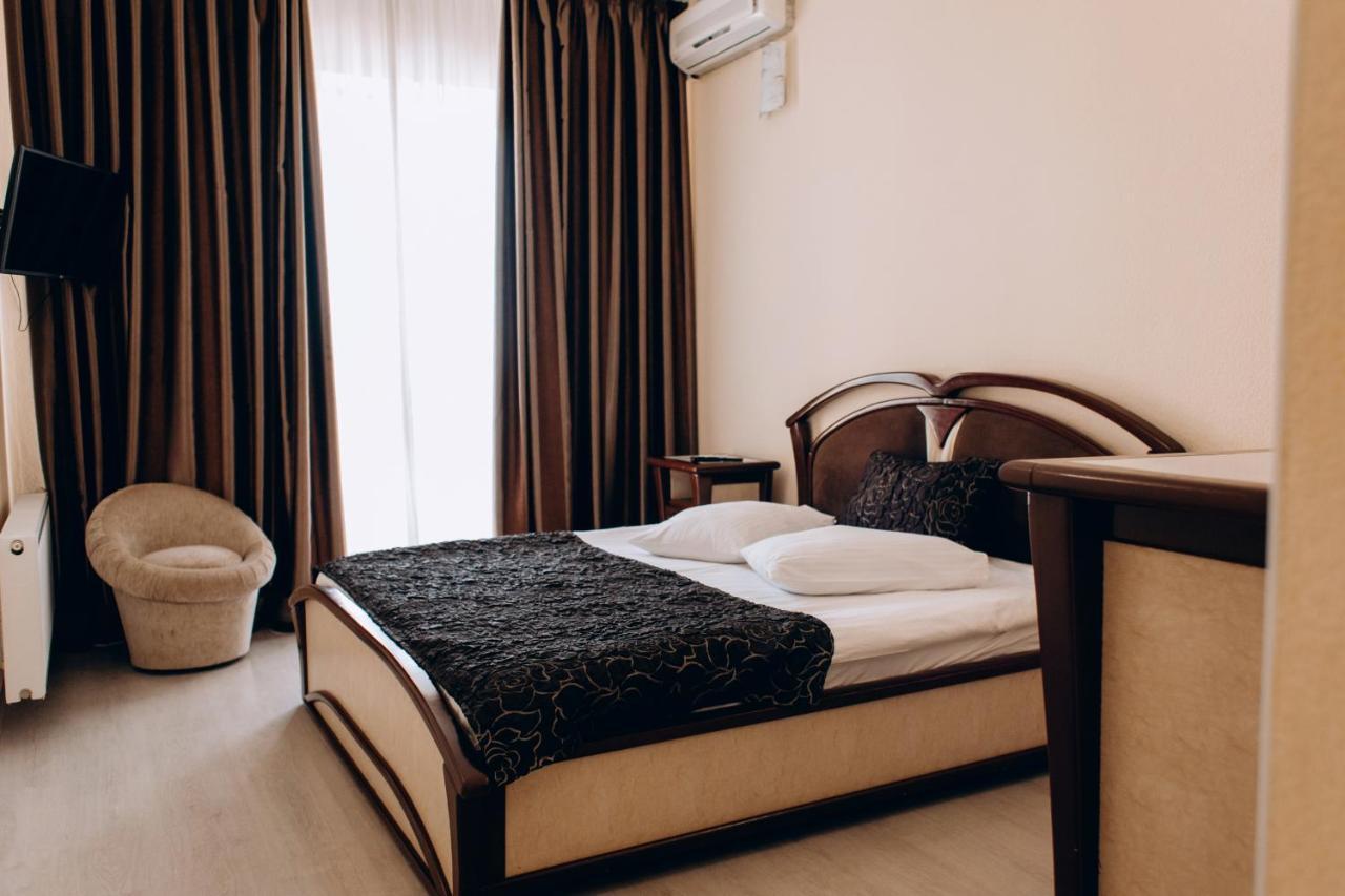 Hotel Da Nonna Одеса Екстериор снимка