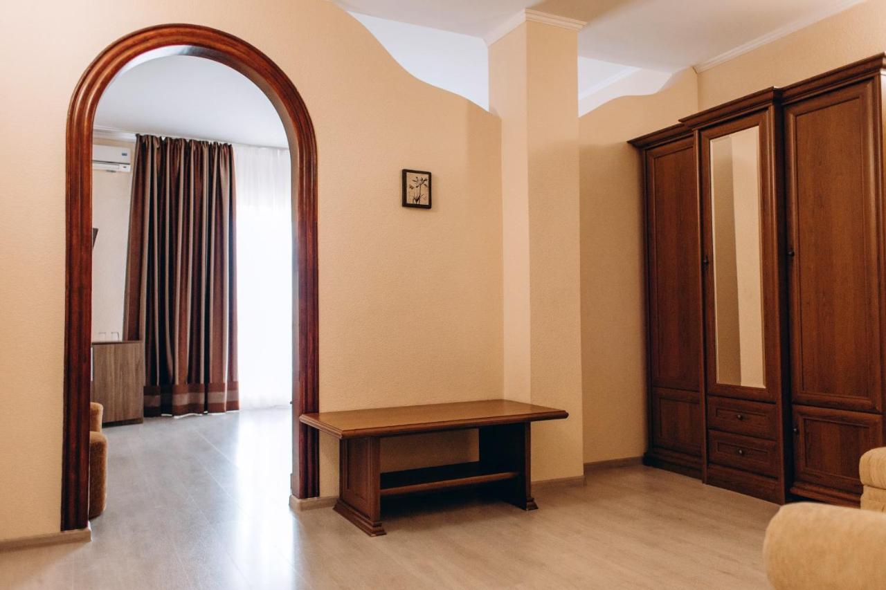 Hotel Da Nonna Одеса Екстериор снимка