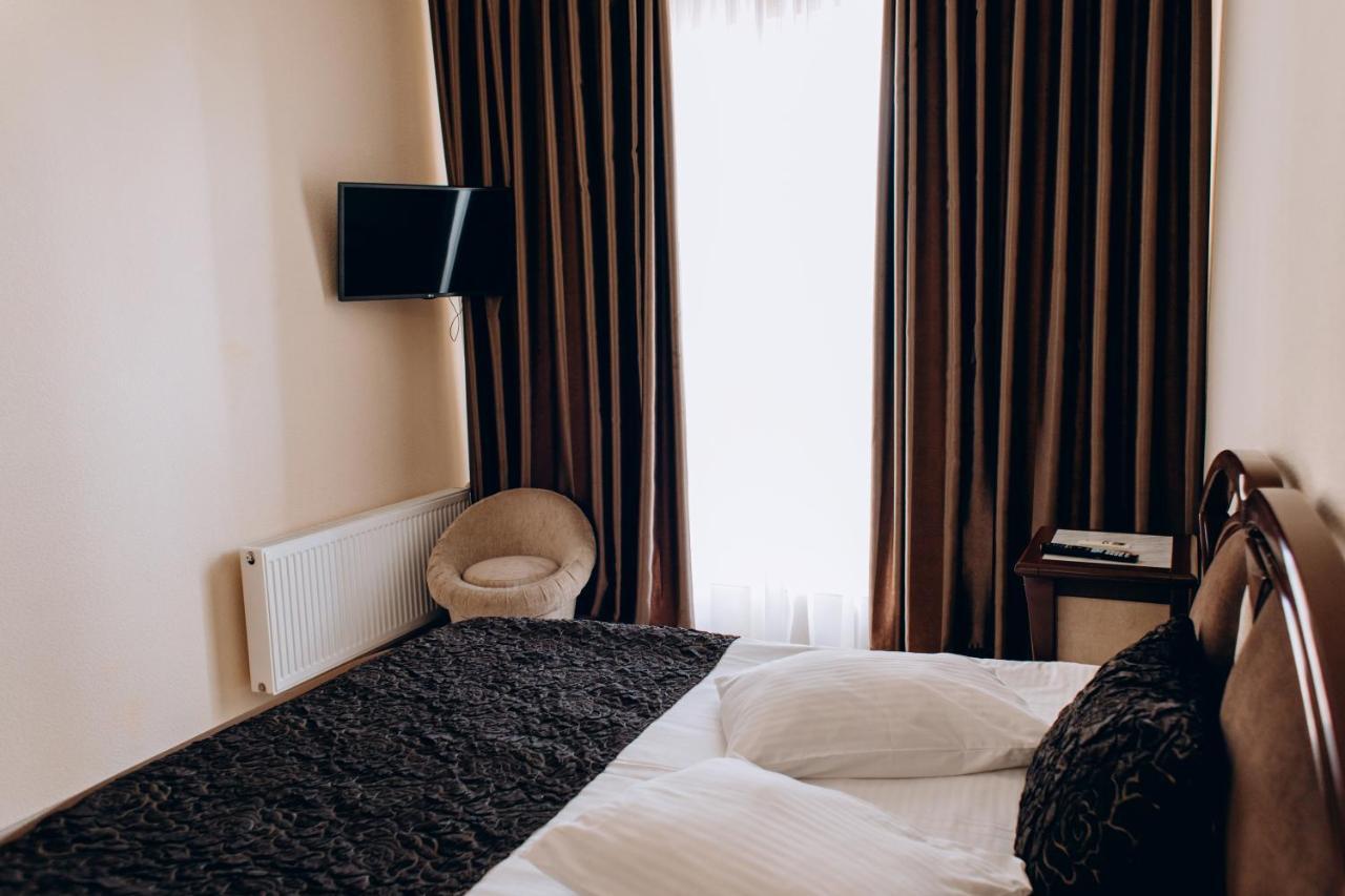Hotel Da Nonna Одеса Екстериор снимка